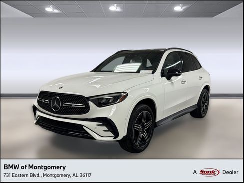 Used 2023 Mercedes-Benz GLC 300 4MATIC image 1