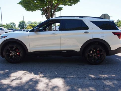 Certified 2023 Ford Explorer ST w/ Equipment Group 401A AWD/4WD image 4