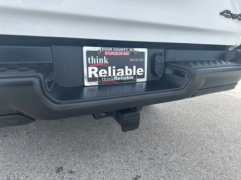 Used 2023 RAM 1500 Big Horn AWD/4WD image 16