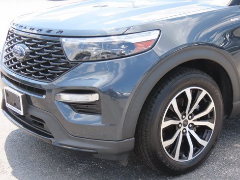 Used 2022 Ford Explorer ST-Line RWD image 3