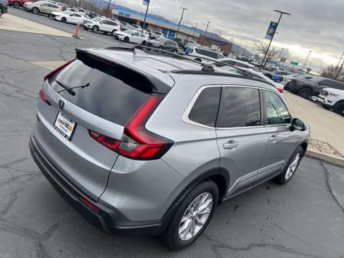 Used 2023 Honda CR-V EX-L image 2