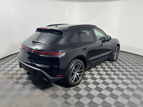 Used 2026 Porsche Macan AWD/4WD image 7