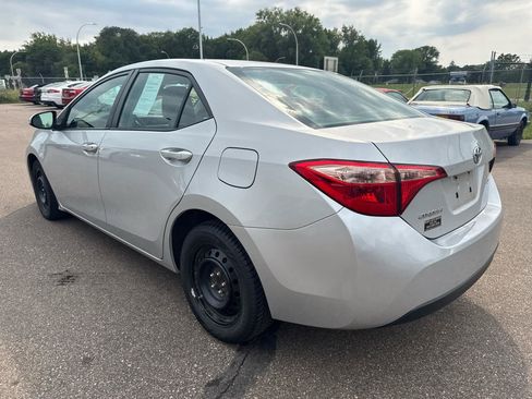 Used 2019 Toyota Corolla LE FWD image 7