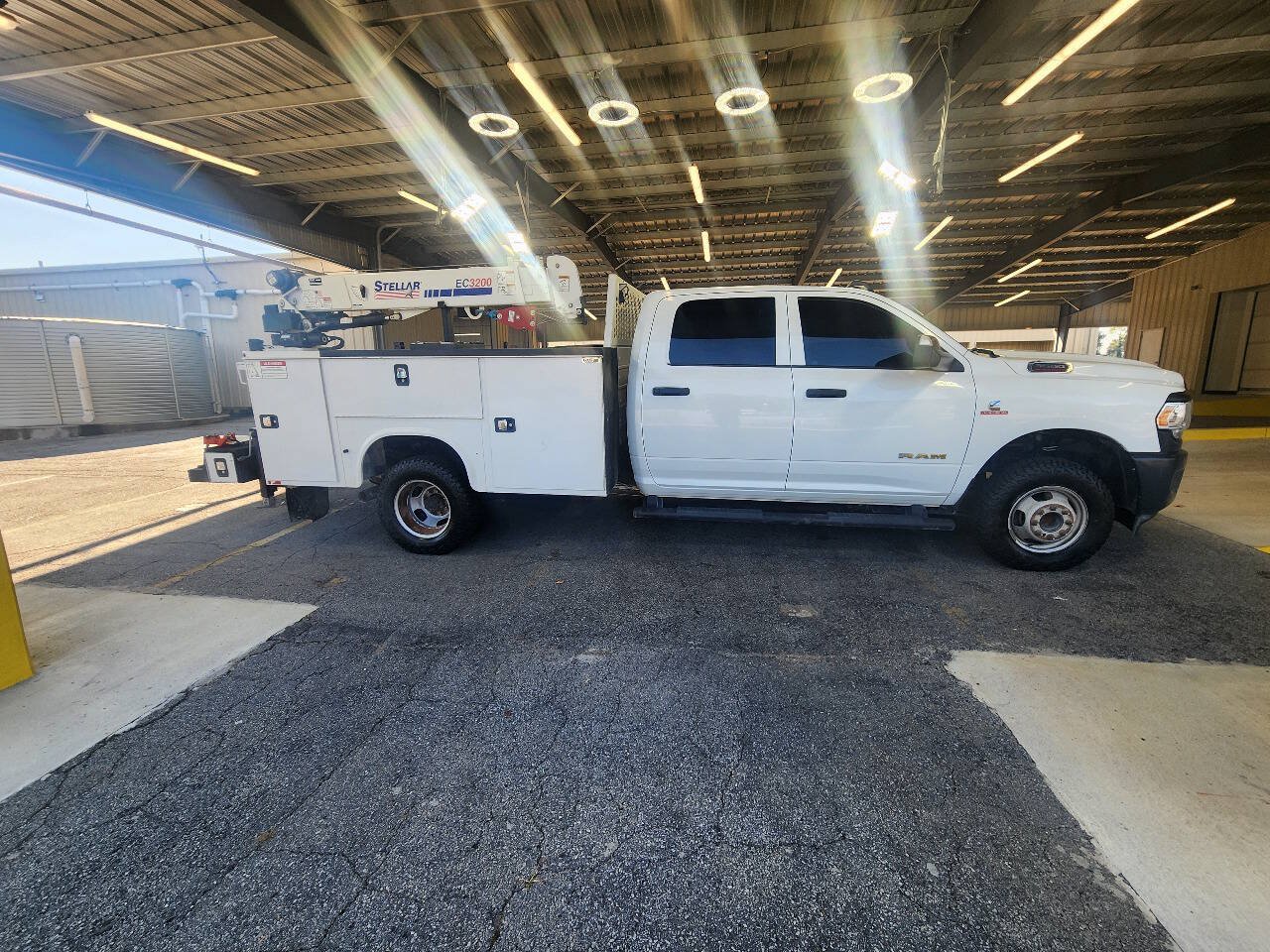 Used 2022 RAM 3500 Tradesman w/ Max Tow Package AWD/4WD image 9