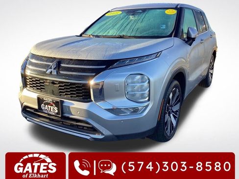 Used 2025 Mitsubishi Outlander SE AWD/4WD image 5