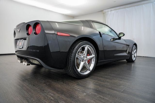 Used 2011 Chevrolet Corvette Coupe w/ Preferred Equipment Group RWD image 24