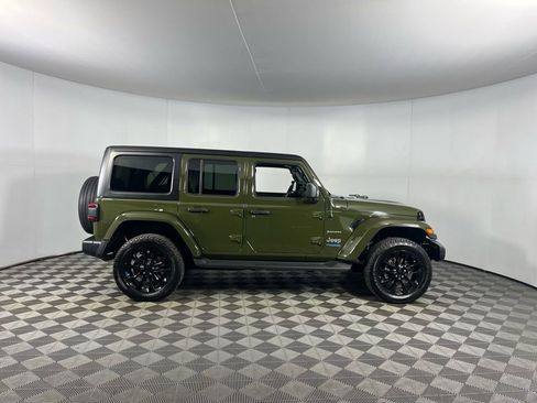 Used 2022 Jeep Wrangler Unlimited Sahara w/ Cold Weather Group image 4