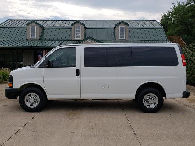 Used 2016 Chevrolet Express 2500 LS RWD image 2