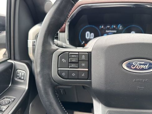 Certified 2022 Ford F150 Lariat w/ Equipment Group 502A High image 27