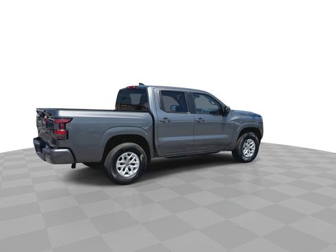 Used 2024 Nissan Frontier SV AWD/4WD image 9