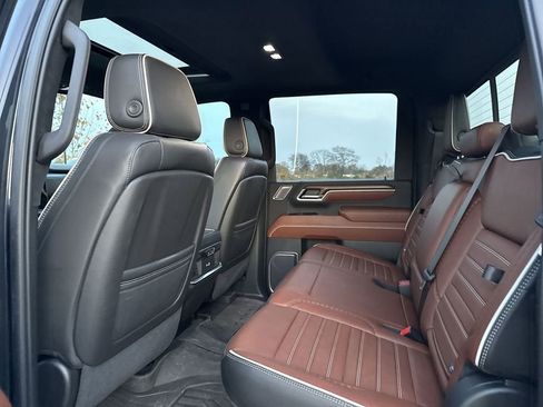 Used 2024 GMC Sierra 2500 Denali Ultimate image 27