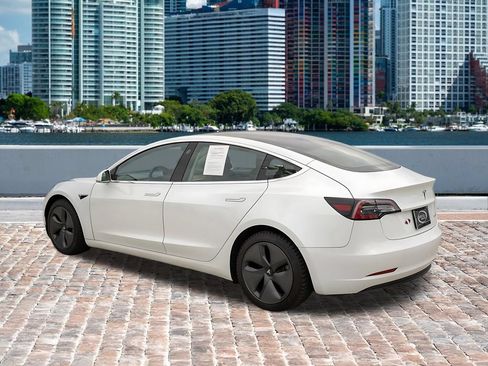 Used 2020 Tesla Model 3 Long Range AWD/4WD image 8