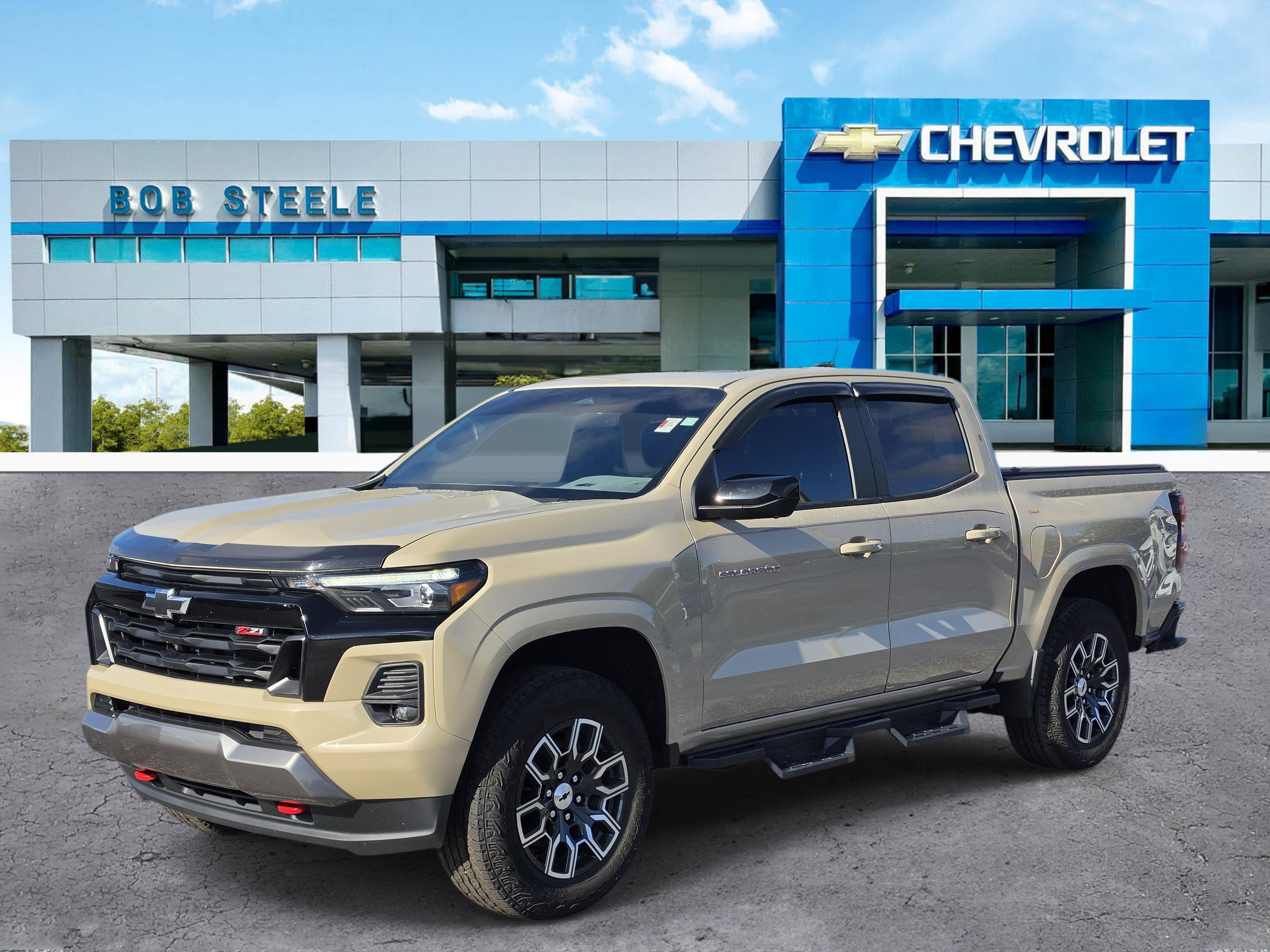 Certified 2024 Chevrolet Colorado Z71 w/ Z71 Convenience Package 2 AWD/4WD image 2