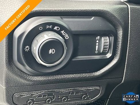 Certified 2025 Jeep Wrangler Sport AWD/4WD image 19