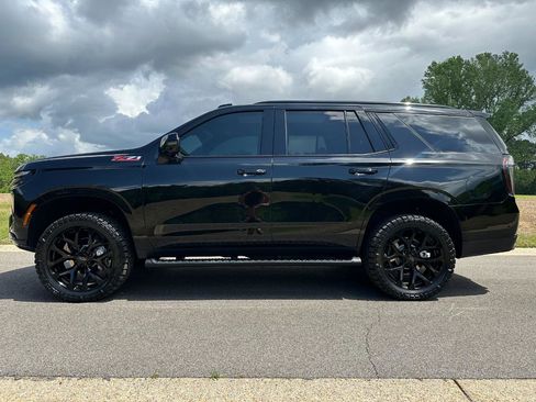 Used 2025 Chevrolet Tahoe Z71 w/ Comfort Package image 8