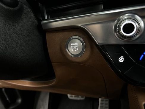 Used 2024 Kia Telluride SX Prestige X-Pro AWD/4WD image 17