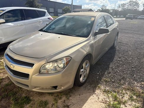 Used 2011 Chevrolet Malibu LS w/ LPO, Convenience Package FWD image 3