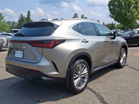 Used 2024 Lexus NX 350h AWD w/ Vision Package image 7