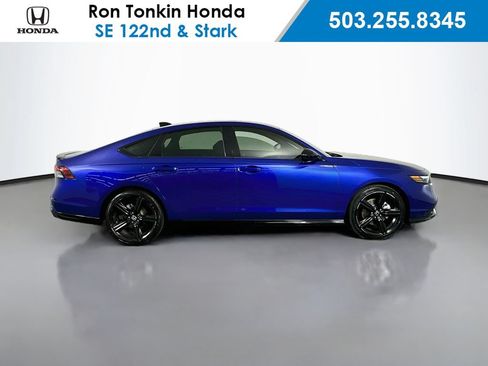 Used 2023 Honda Accord Sport image 10