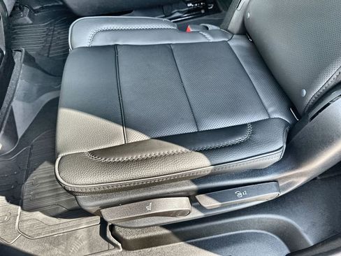 New 2026 GMC Yukon XL Denali w/ Sun & Power Step Package RWD image 17