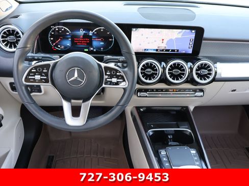Certified 2023 Mercedes-Benz EQB 300 4MATIC image 18