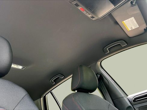Used 2015 Volkswagen GTI S FWD image 17