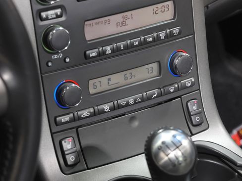 Used 2006 Chevrolet Corvette Coupe w/ Preferred Equipment Group RWD image 69