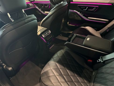 Used 2024 Mercedes-Benz S 580 S 580 image 12