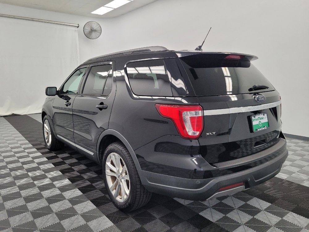 Used 2019 Ford Explorer XLT w/ Equipment Group 202A FWD image 5