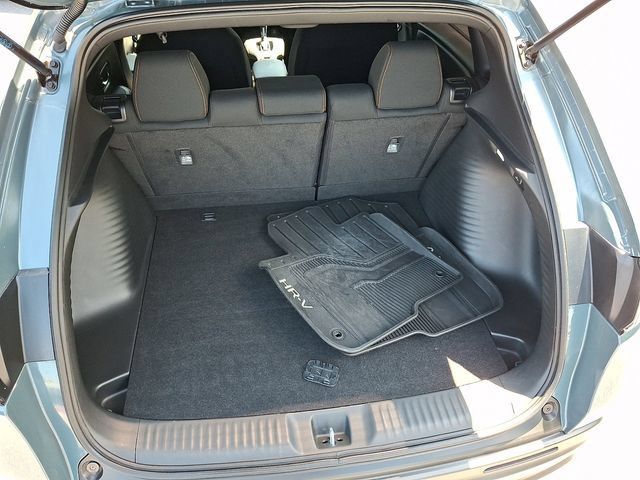 Certified 2025 Honda HR-V Sport image 41