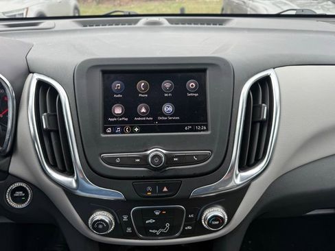 Used 2022 Chevrolet Equinox LS w/ LS Convenience Package image 11