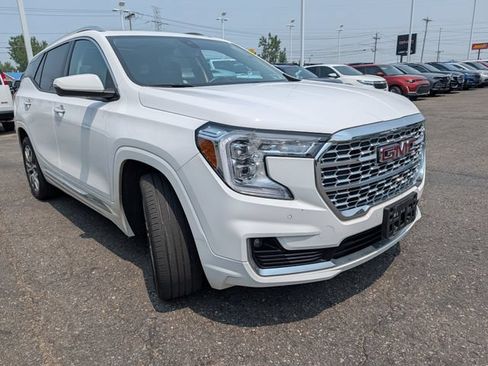 Used 2023 GMC Terrain Denali AWD/4WD image 12
