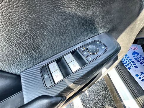 Used 2024 Mitsubishi Outlander SE image 23