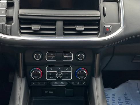 Used 2024 Chevrolet Tahoe High Country AWD/4WD image 19