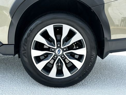 Certified 2024 Subaru Outback Touring XT w/ Popular Package #2 AWD/4WD image 38