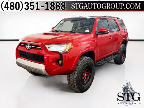 Used 2022 Toyota 4Runner TRD Off-Road Premium w/ Moonroof Package AWD/4WD image 1