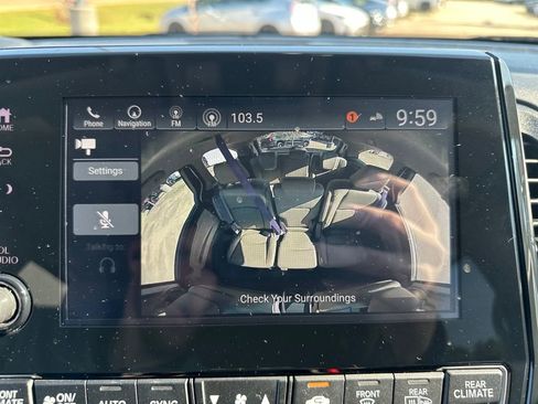 Used 2023 Honda Odyssey Touring image 23