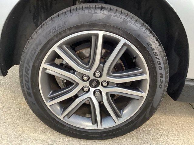 Used 2024 Ford Edge Titanium AWD/4WD image 7