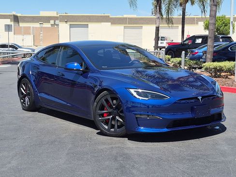 Used 2024 Tesla Model S Plaid AWD/4WD image 2