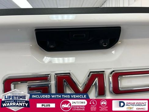 Used 2024 GMC Sierra 1500 Elevation image 8