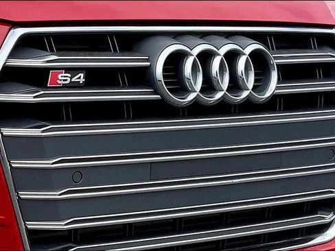 Used 2018 Audi S4 Premium Plus w/ Navigation Package image 28