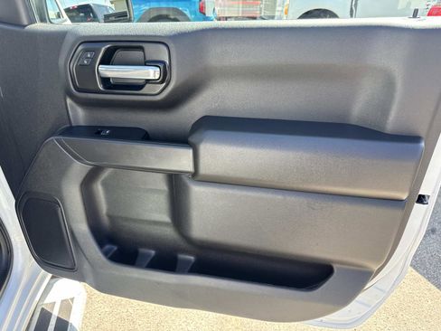 Used 2025 Chevrolet Silverado 1500 W/T RWD image 13