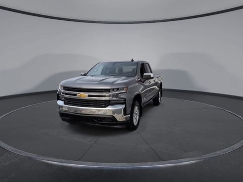 Used 2019 Chevrolet Silverado 1500 LT w/ All-Star Edition image 3