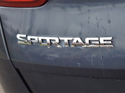 Used 2018 Kia Sportage SX image 18