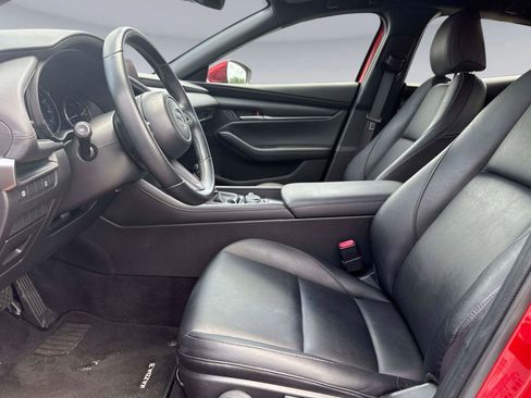 Used 2020 MAZDA MAZDA3 Hatchback FWD image 17