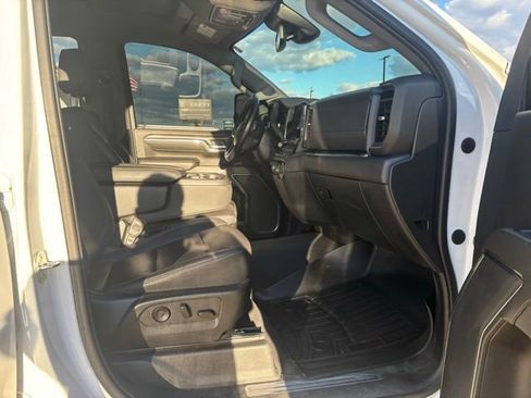 Used 2024 Chevrolet Silverado 2500 LTZ image 21