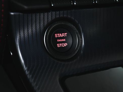 Used 2024 Jaguar F-TYPE R-Dynamic RWD image 28