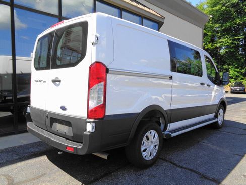 Used 2025 Ford Transit 250 Low Roof w/ Exterior Upgrade Package RWD image 4