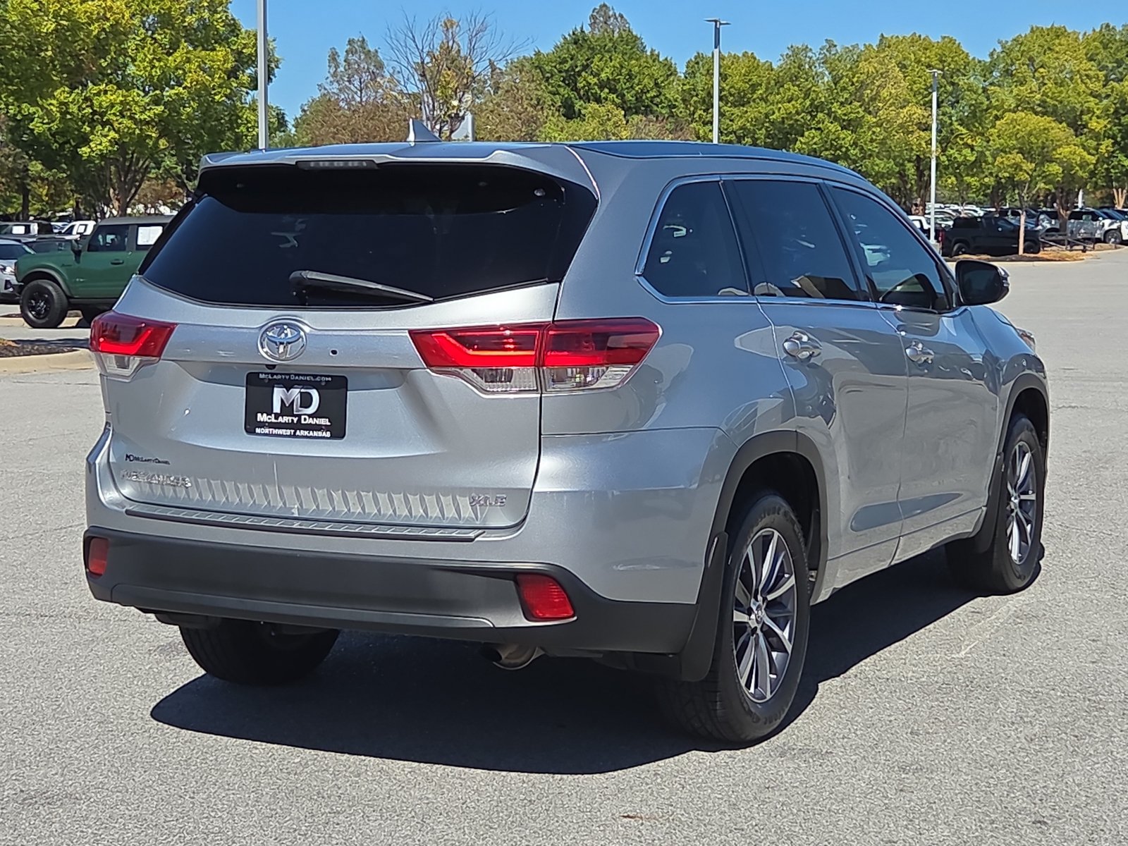 Used 2018 Toyota Highlander XLE FWD image 5