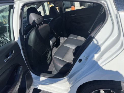 Used 2025 Nissan Altima 2.5 SR image 9